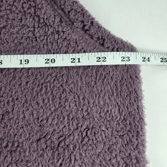 Koolaburra by UGG Fleece VEST Womens Size 1X Purple Sherpa Hooded Pockets Snaps - Picture 6 of 16